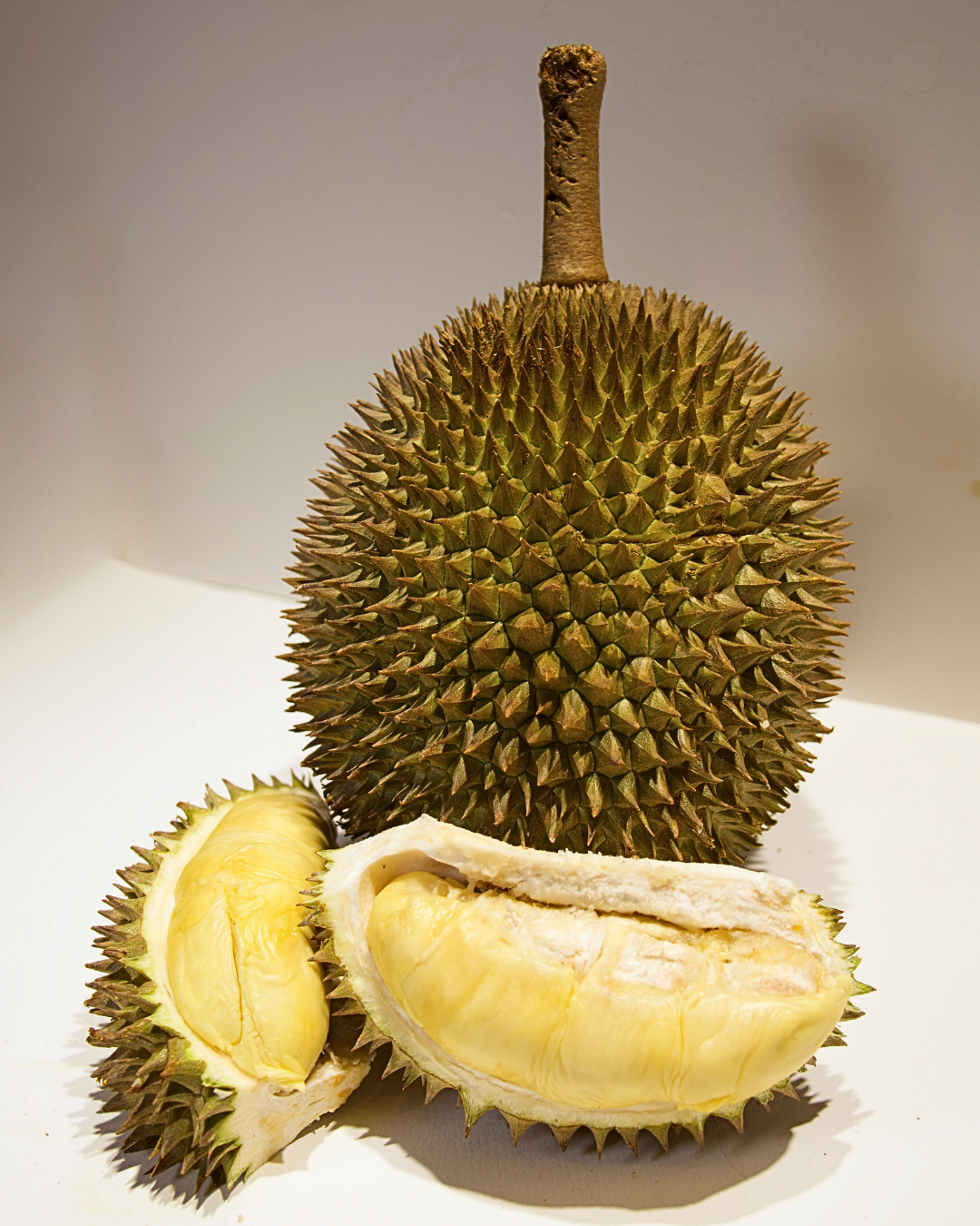 [Same Day Delivery] D198 Golden Pheonix Johor (3 x boxes) (450g per box) Old Tree fresh durian natural